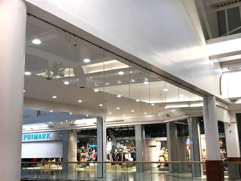 glass smoke screens for retail
